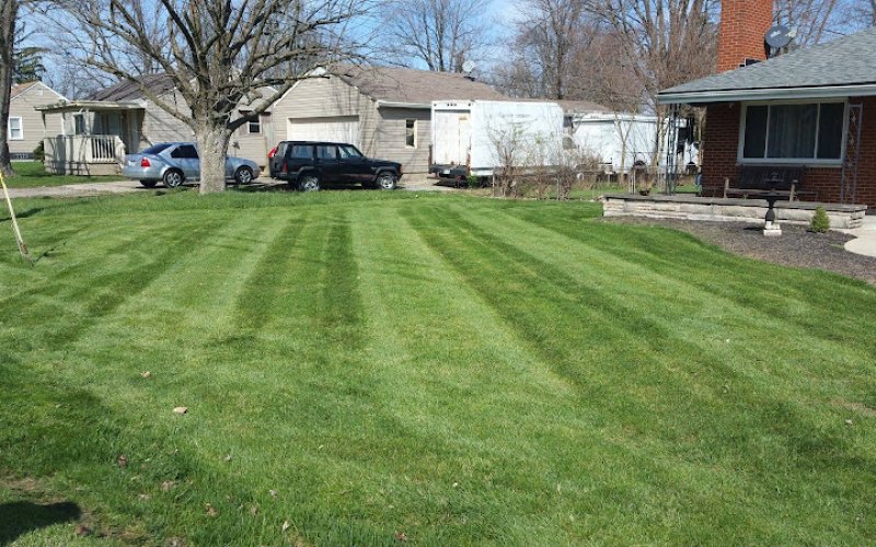 Detail landscaping and lawncare llc