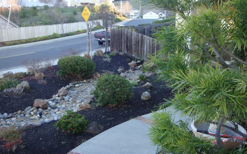 Mackenzie Landscape Gardening LLC
