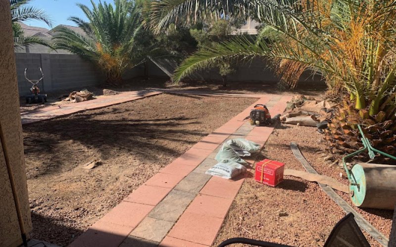 GreenLeaves Landscaping