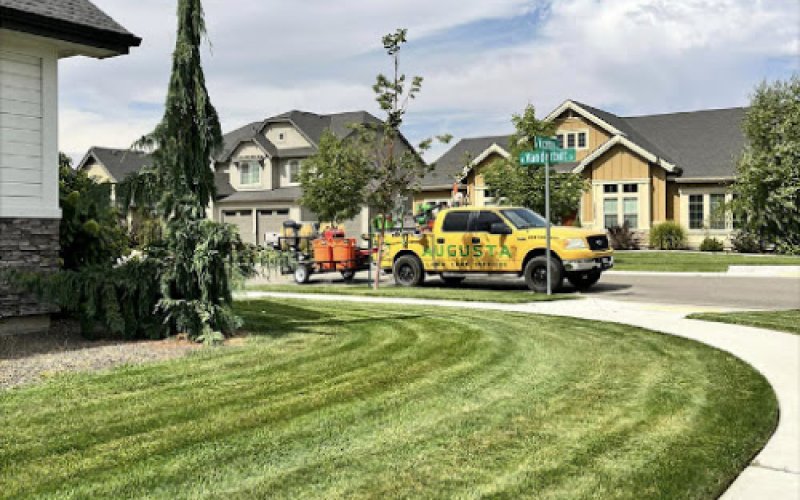 Augusta Lawn Care of Medford - LCB# 100079
