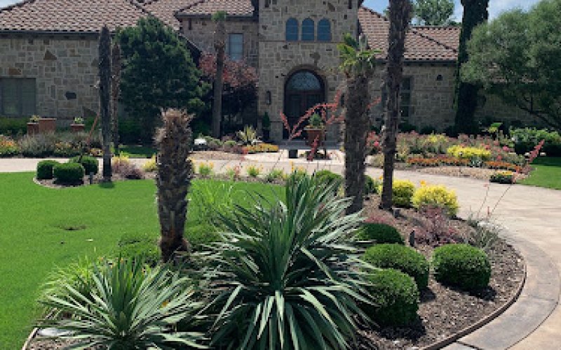 Sandoval Landscaping