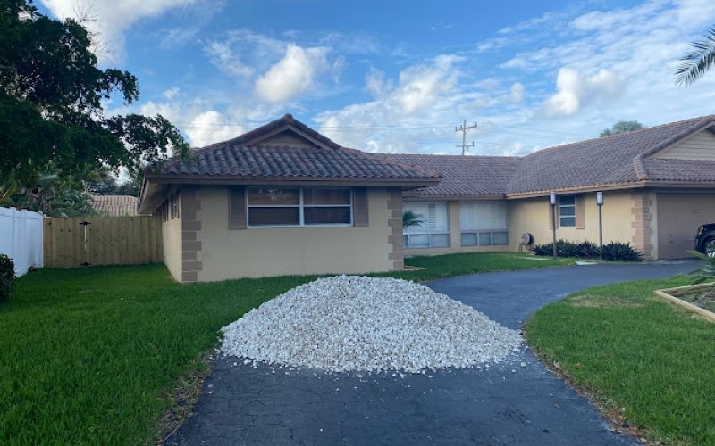 Tropical Garden Supply