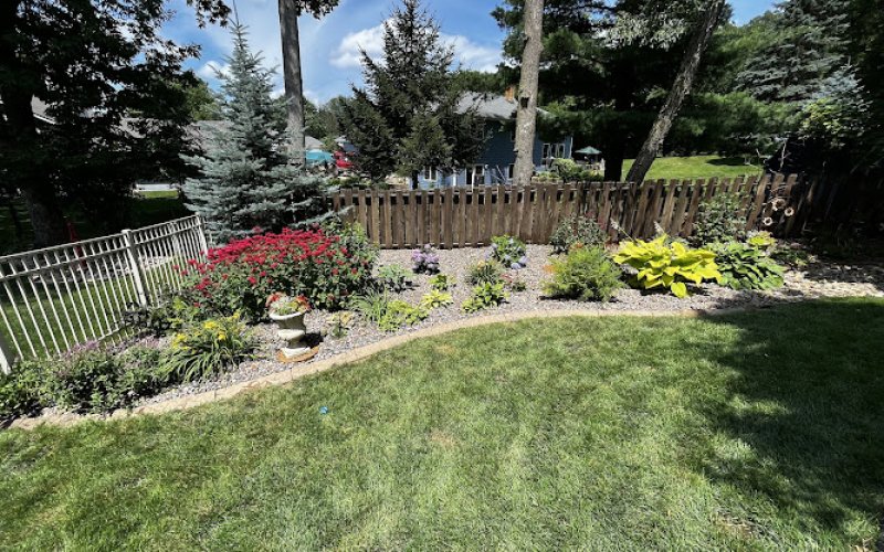 River Bluff Landscaping