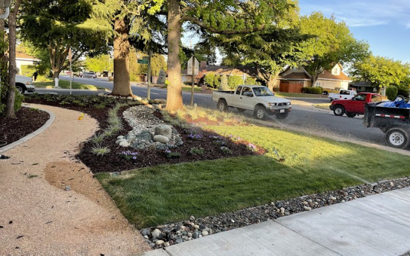 Flores Landscaping and Design