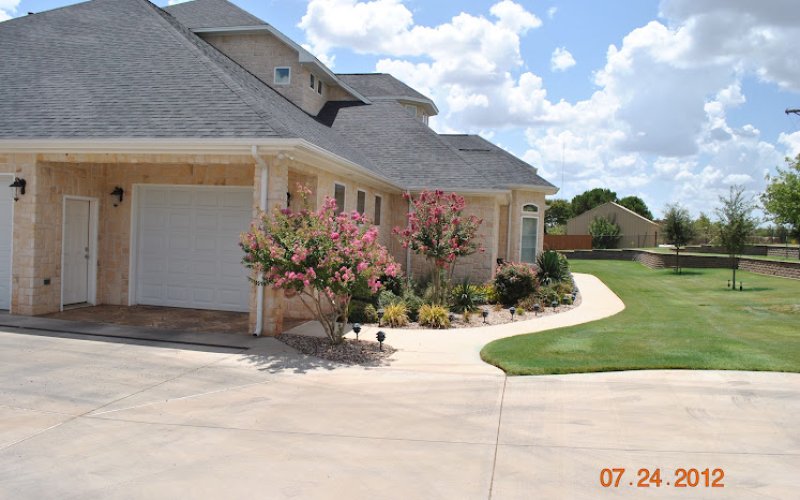 Complete Lawn Service LLC