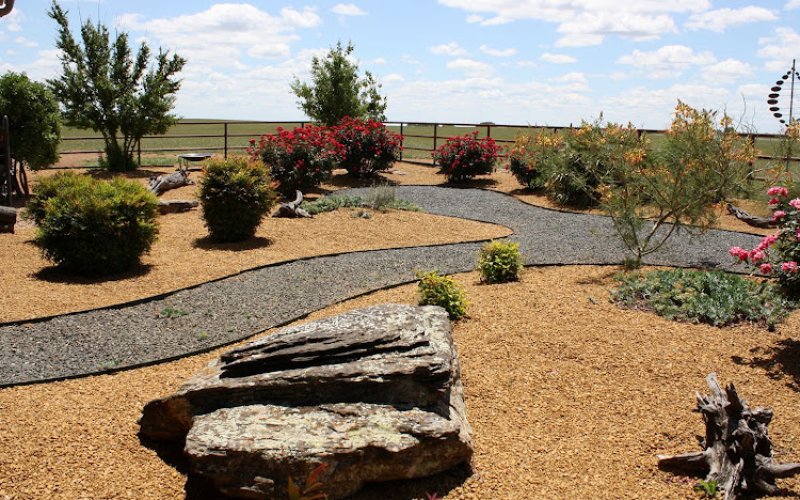 Longo Landscape and Stone