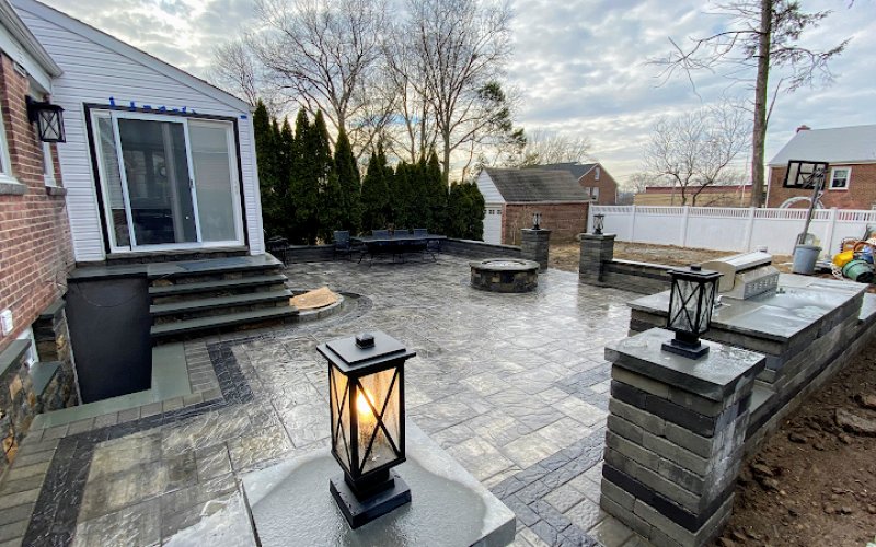 Paramount Landscaping & Masonry Inc.